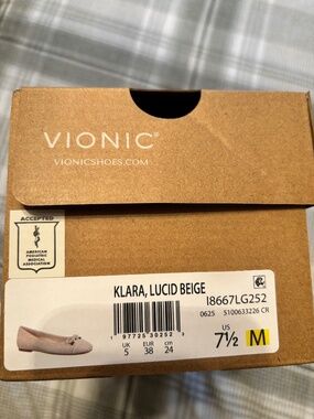 Women’s Vionic Lucid Flats.